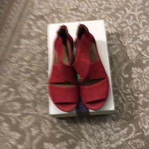 Suede sandals